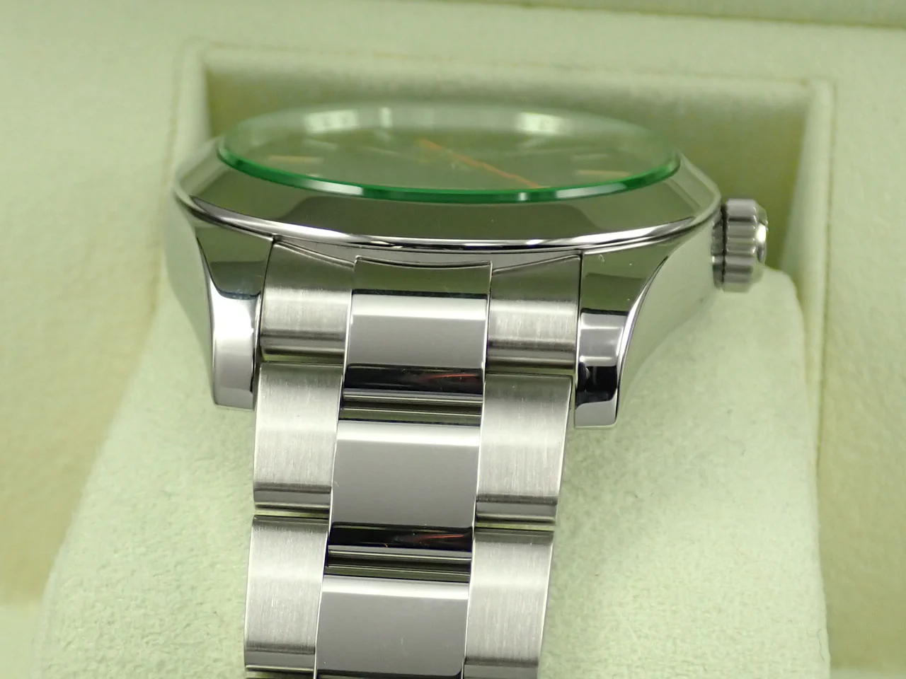 ロレックス ミルガウス Ref.116400GV ステンレススチール ブラック文字盤 - Image 6