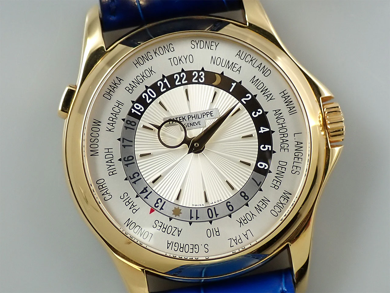 パテックフィリップ コンプリケーション ワールドタイム Ref.5130J-001 イエローゴールド シルバー文字盤 - Image 3