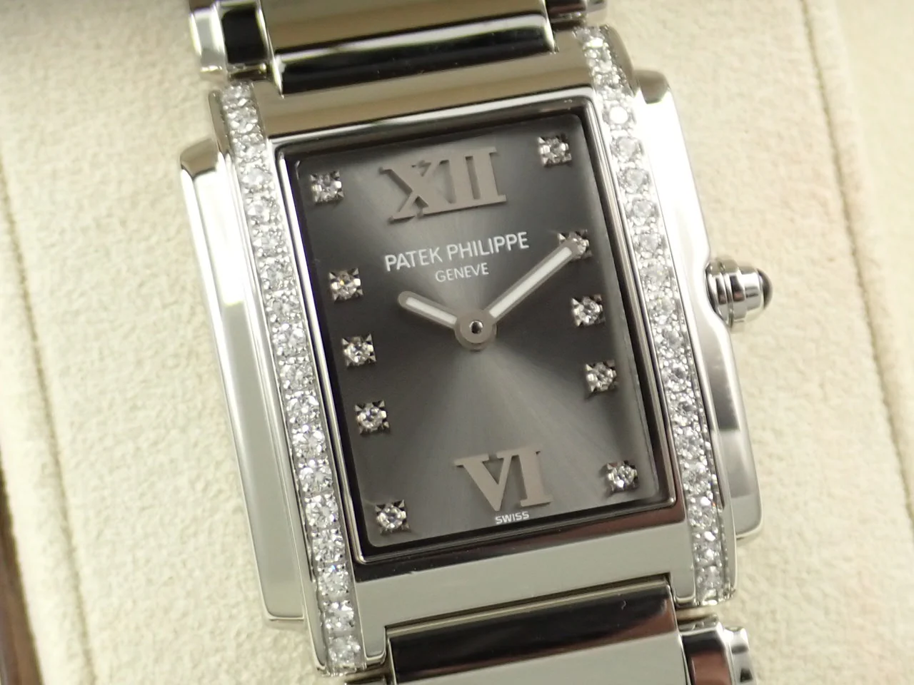 パテックフィリップ Twenty-4 Ref.4910/10A-010 ステンレススチール グレー文字盤 - Image 3