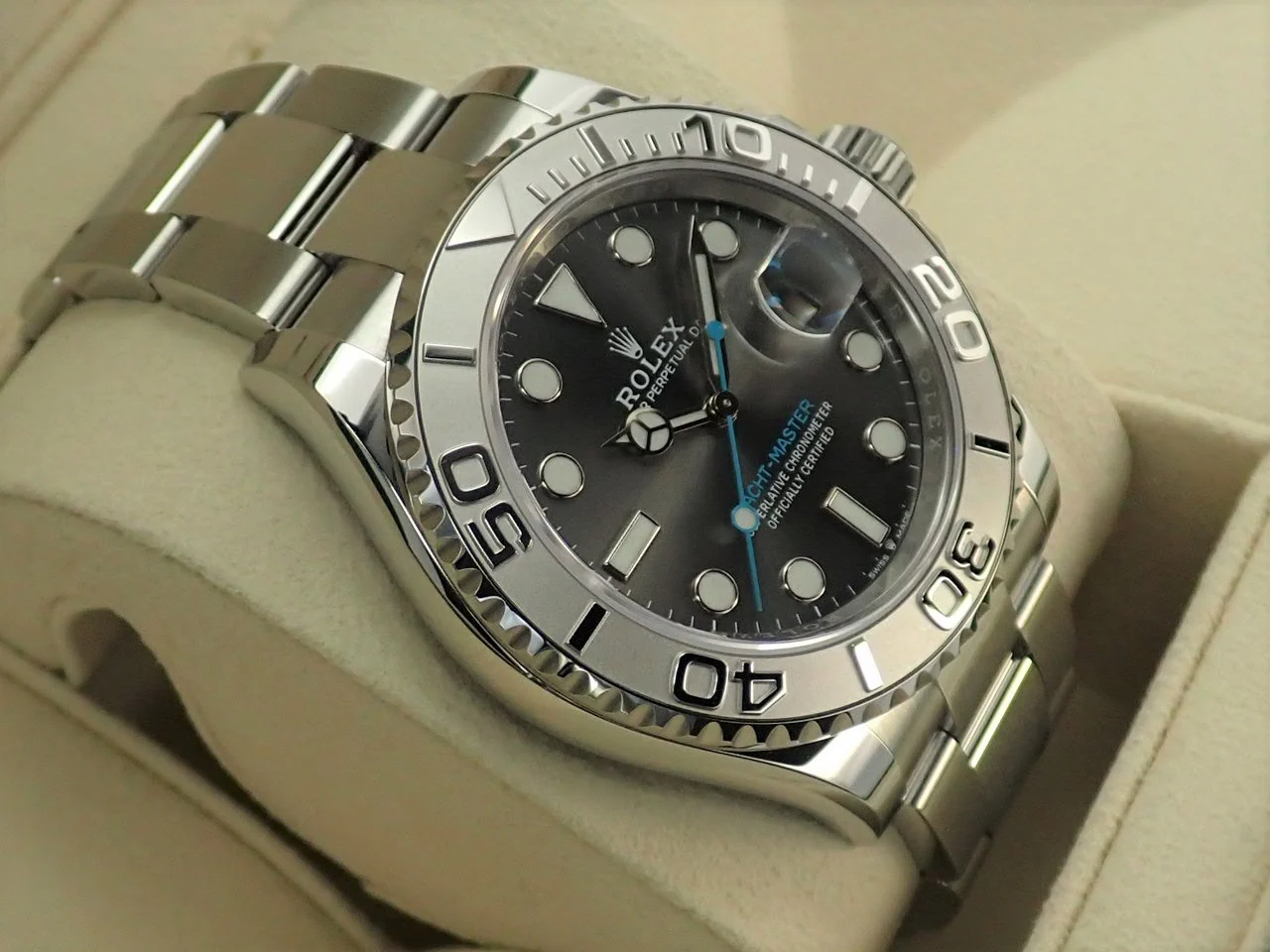 ロレックス ヨットマスター40 Ref.126622 ステンレススチール/プラチナ スレート文字盤 - Image 5