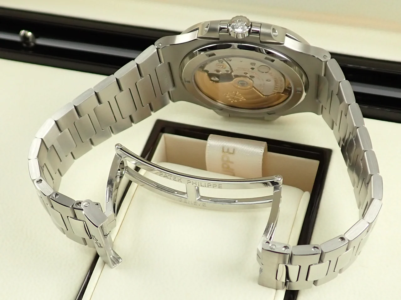 パテックフィリップ ノーチラス Ref.5711/1A-010 ステンレススチール ブルー文字盤 - Image 8
