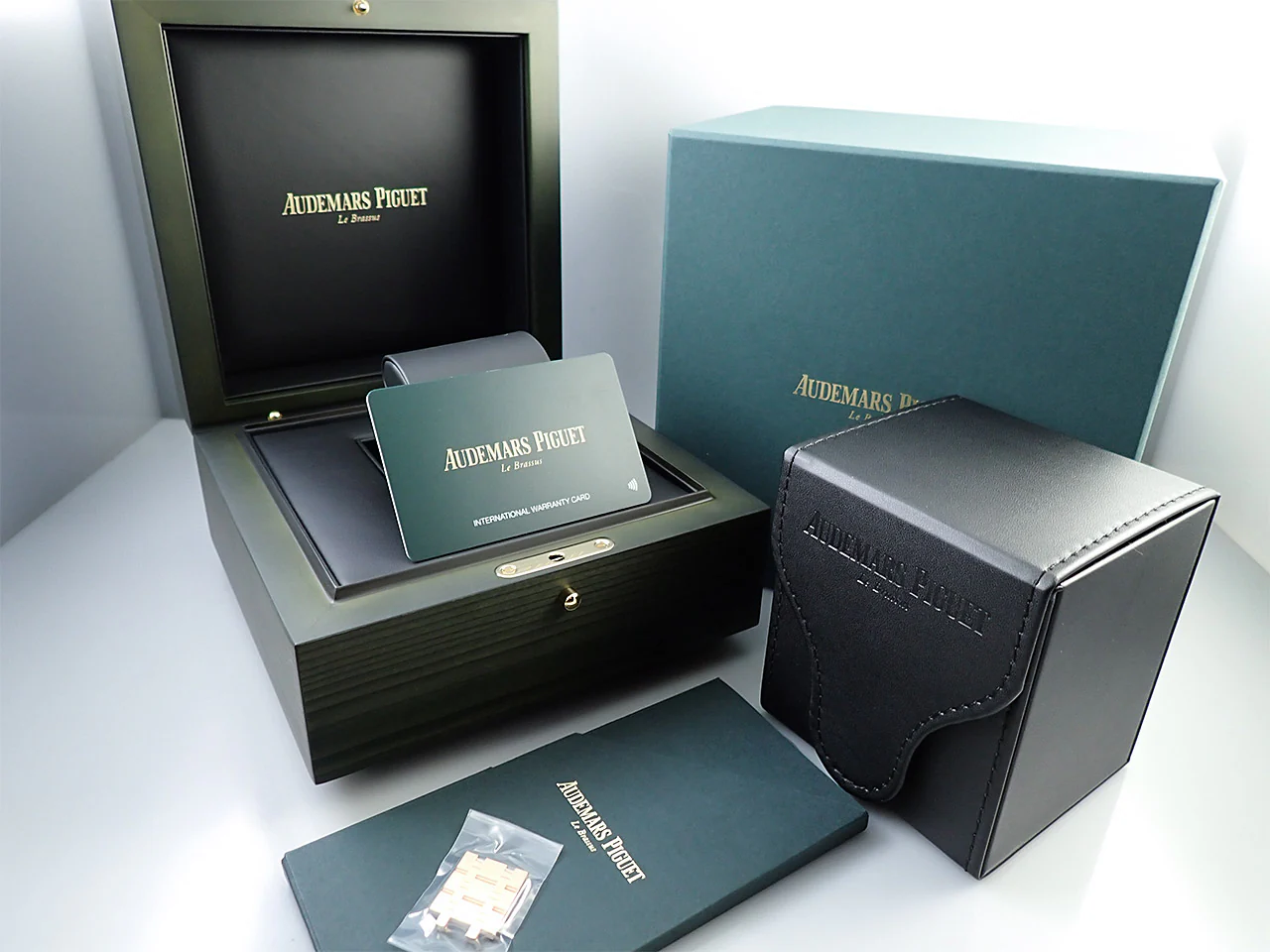 オーデマピゲ ロイヤルオーク クロノグラフ 50周年記念 Ref.26240OR.OO.1320OR.03 ピンクゴールド シルバー文字盤 - Image 8