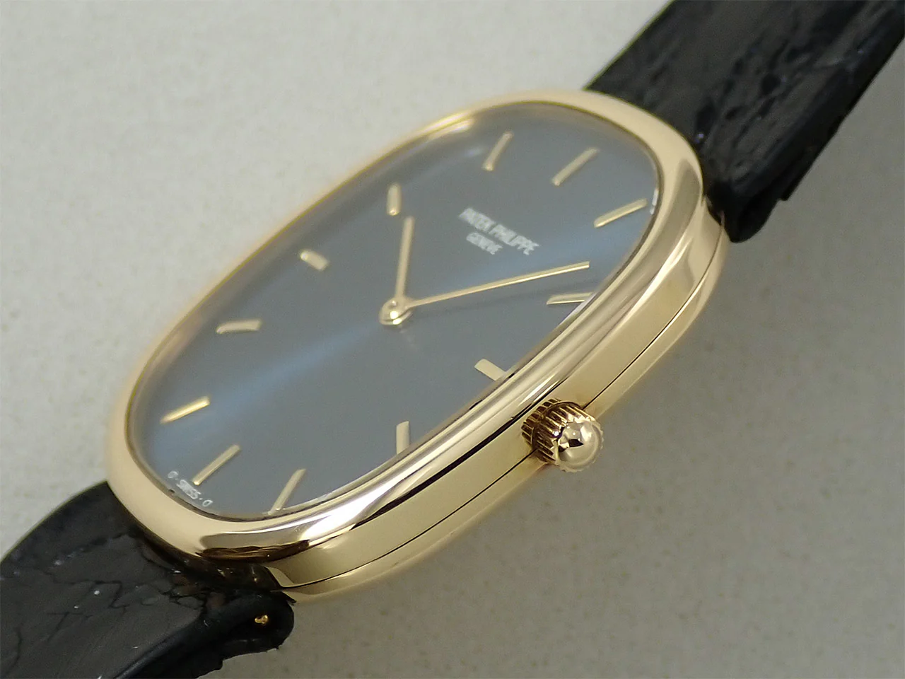 パテックフィリップ ゴールデンエリプス Ref.3738/100J イエローゴールド ブルー文字盤 - Image 4